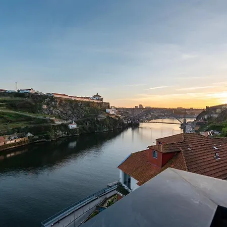 Unique T2 W/ Top View Of The River By Lovelystay