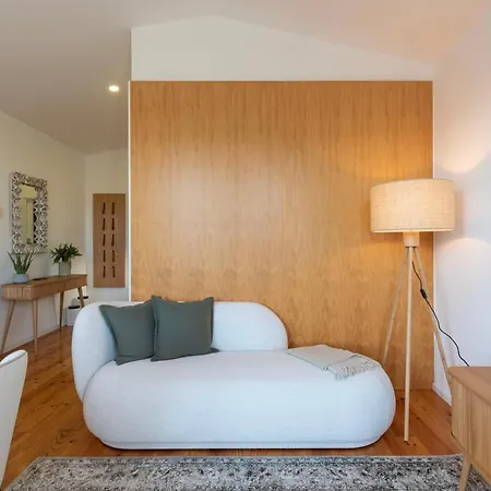 Apartment Unique T2 W/ Top View Of The River By Lovelystay Porto